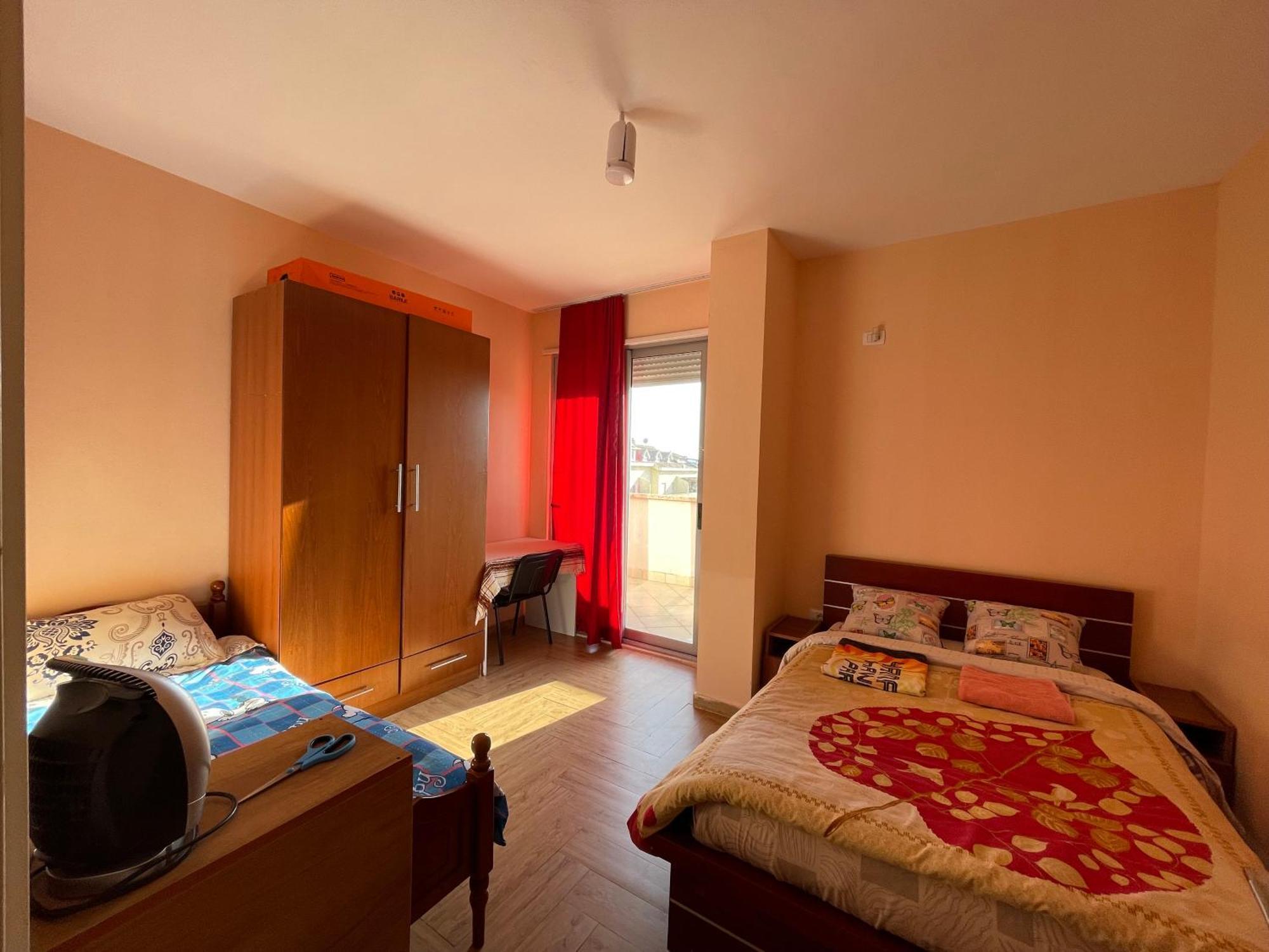 B&B - Private Rooms Tirana Quarto foto
